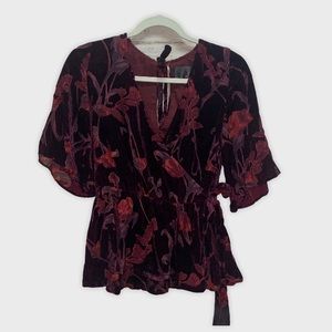 🛍J.O.A LOS ANGELES VELVET FLORAL BLOUSE